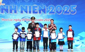 Tuổi trẻ Công an Ninh Bình ra quân hưởng ứng Tháng Thanh niên năm 2025