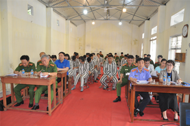 Hướng nghiệp, giới thiệu việc làm, hướng dẫn nghề cho phạm nhân sắp chấp hành xong hình phạt tù