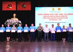 Đẩy mạnh phong trào Toàn dân bảo vệ an ninh Tổ quốc trong tình hình mới