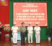 Công an Bình Thuận gặp mặt kỷ niệm 70 năm Ngày truyền thống lực lượng Kỹ thuật nghiệp vụ và lực lượng Ngoại tuyến