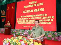 Cần Thơ: Khai giảng lớp tập huấn các phần mềm hồ sơ nghiệp vụ