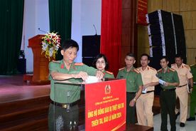 Công an thành phố Hải Phòng quyên góp ủng hộ đồng bào bị thiệt hại do thiên tai, bão lũ năm 2024