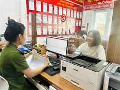 Hiệu quả mô hình một cửa cải cách hành chính của Công an cấp xã ở Khánh Hòa