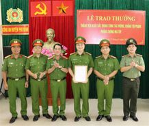 Thái Nguyên: Khen thưởng thành tích xuất sắc trong đấu tranh phòng, chống ma túy