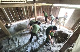 Công an tỉnh Thái Nguyên chung tay về đích xóa nhà tạm, nhà dột nát