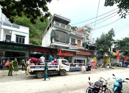 Hòa Bình: Kiểm tra khu vực sạt lở và công tác di dời các hộ gia đình có nguy cơ sạt lở tại huyện Mai Châu