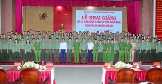 Khai giảng Lớp tập huấn công tác tuyên truyền miệng trong Công an nhân dân năm 2024