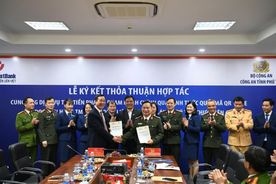 Nỗ lực thực hiện cải cách hành chính phục vụ tốt nhu cầu của nhân dân