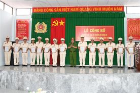 Công bố quyết định về sắp xếp, kiện toàn Công an phường trên địa bàn thành phố Trà Vinh