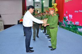 Học Bác để làm lính hình sự