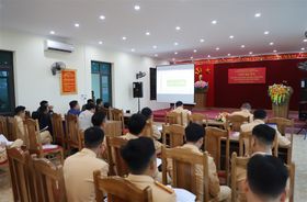 Yên Bái: Tập huấn vận hành đèn tín hiệu giao thông cho lực lượng Cảnh sát giao thông