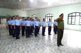 Công an Hưng Yên tập huấn điều lệnh CAND cho cán bộ Trung tâm cai nghiện ma túy