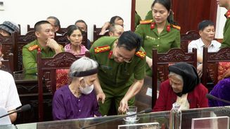 Công an Thái Bình triển khai thu nhận mẫu ADN cho thân nhân liệt sĩ chưa xác định danh tính.