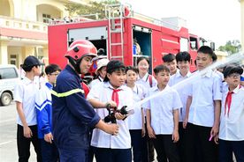 Hải Phòng: Hơn 1.200 người tham gia tuyên truyền, trải nghiệm, thực hành chữa cháy, cứu nạn, cứu hộ