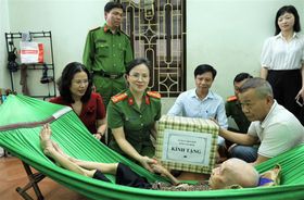 Lấy mẫu ADN: Thắp lên hy vọng cho thân nhân gia đình các liệt sĩ
