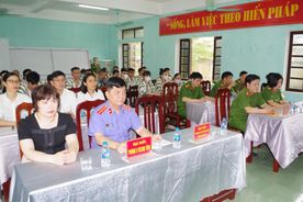 Hà Nam: Tư vấn, định hướng việc làm cho phạm nhân trong diện đặc xá, giảm hết án đợt 30/4