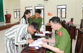 Các trại giam đồng loạt công bố quyết định đặc xá dịp Lễ 30/4