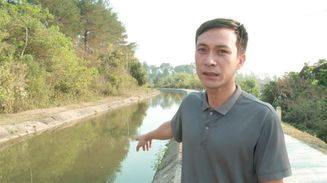 Cán bộ Công an dũng cảm cứu người đuối nước