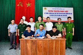 Quảng Nam: Tuyên truyền phòng, chống khai thác thủy sản trái phép, không báo cáo và không theo quy định trên biển cho ngư dân