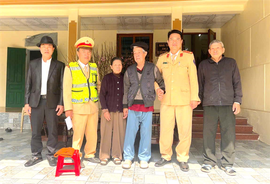 Lan toả những việc làm vì nhân dân phục vụ của Cảnh sát giao thông Công an Thanh Hoá