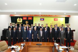 Bộ Công an hai nước Việt Nam - Lào 60 năm hợp tác và phát triển