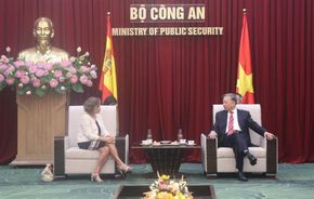 Bộ trưởng Tô Lâm tiếp Đại sứ Tây Ban Nha tại Việt Nam