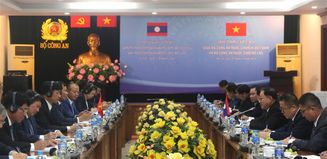 Bộ Công an Việt Nam hỗ trợ Bộ Công an Lào triển khai 02 dự án trọng điểm