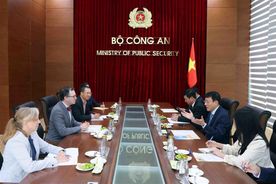 Bộ trưởng Lương Tam Quang tiếp Đoàn Hội đồng Công nghiệp Công nghệ thông tin Hoa Kỳ
