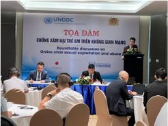 Tọa đàm về chống xâm hại trẻ em trên không gian mạng