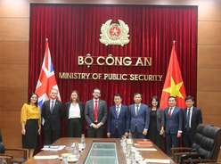 Thúc đẩy quan hệ hữu nghị giữa Việt Nam và Vương quốc Anh ngày càng phát triển
