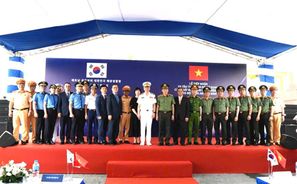 Bộ Công an tiếp nhận 02 tàu tuần tra do Cơ quan Cảnh sát biển Hàn Quốc viện trợ