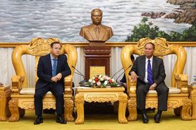 Thắt chặt tình hữu nghị đặc biệt Việt - Lào
