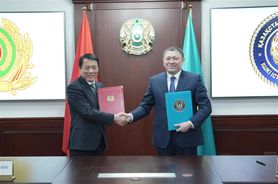Hội đàm cấp cao giữa Bộ Công an Việt Nam và Bộ Nội vụ Kazakhstan