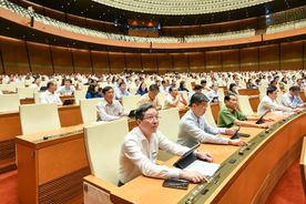 Quốc hội thông qua Nghị quyết về thí điểm cho phạm nhân lao động ngoài trại giam