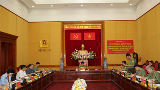 Xây dựng Nghị định quản lý, bảo đảm an ninh, trật tự tại cửa khẩu đường hàng không