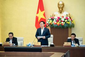 Trình Quốc hội xem xét thông qua dự án Luật sửa đổi, bổ sung một số điều của Luật Cảnh vệ tại 1 kỳ họp