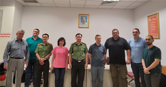 Bộ Công an Việt Nam bàn giao đối tượng bị yêu cầu dẫn độ cho cơ quan có thẩm quyền của Liên bang Nga