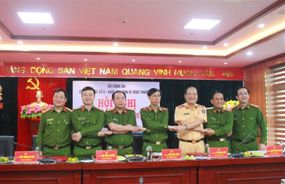 Cụm thi đua số 5 tổ chức Hội nghị ký giao ước phong trào thi đua “Vì an ninh Tổ quốc” năm 2022
