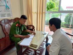 Bám địa bàn, đem lại sự bình yên, hạnh phúc cho nhân dân