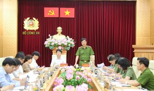 Tiếp tục rà soát văn bản quy phạm pháp luật phục vụ triển khai thực hiện Đề án 06