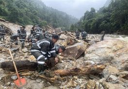Khắc phục hậu quả lũ quét tại Lào Cai và chủ động ứng phó mưa lũ ở miền núi, trung du Bắc Bộ