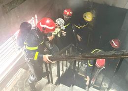 12 người dân được giải cứu an toàn khỏi đám cháy tại TP. Hồ Chí Minh
