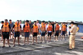 Công an tỉnh Nam Định luyện tập đội xung kích ứng phó với biến đổi khí hậu