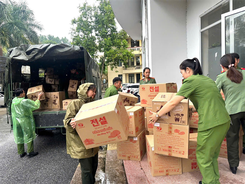 Đoàn Thanh niên, Hội Phụ nữ, Công đoàn CAND xung kích, đồng hành cùng nhân dân và cán bộ, chiến sĩ vùng lũ lụt
