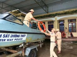 Công an Hà Tĩnh chủ động công tác phòng, chống mưa bão