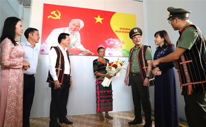 Lễ phát động cao điểm ra quân xóa nhà tạm, nhà dột nát tại Đắk Nông