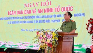 Thứ trưởng Trần Quốc Tỏ dự Ngày hội toàn dân bảo vệ an ninh Tổ quốc tại tỉnh Thái Nguyên