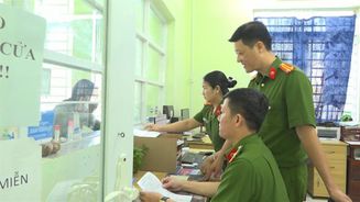 Đồng Tháp: Những ngày đầu hoạt động của Công an xã, phường mới