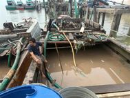 Bắt giữ 09 phương tiện, 13 đối tượng liên quan đến khai thác, vận chuyển cát trái phép trên sông Tiền