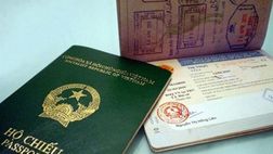 Làm việc cả thứ bảy để hồ sơ hộ chiếu không tắc nghẽn